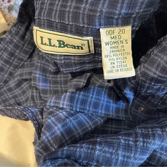 LL Bean Women’s Button Up Shirt Top Blue Check Long Sleeve Textured Pockets M - Picture 8 of 9